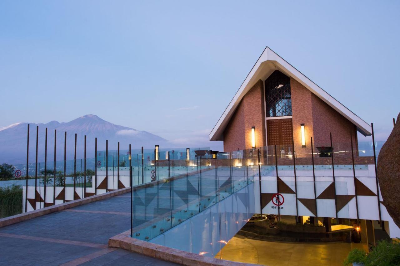 Amartahills Hotel And Resort Malang Exteriér fotografie