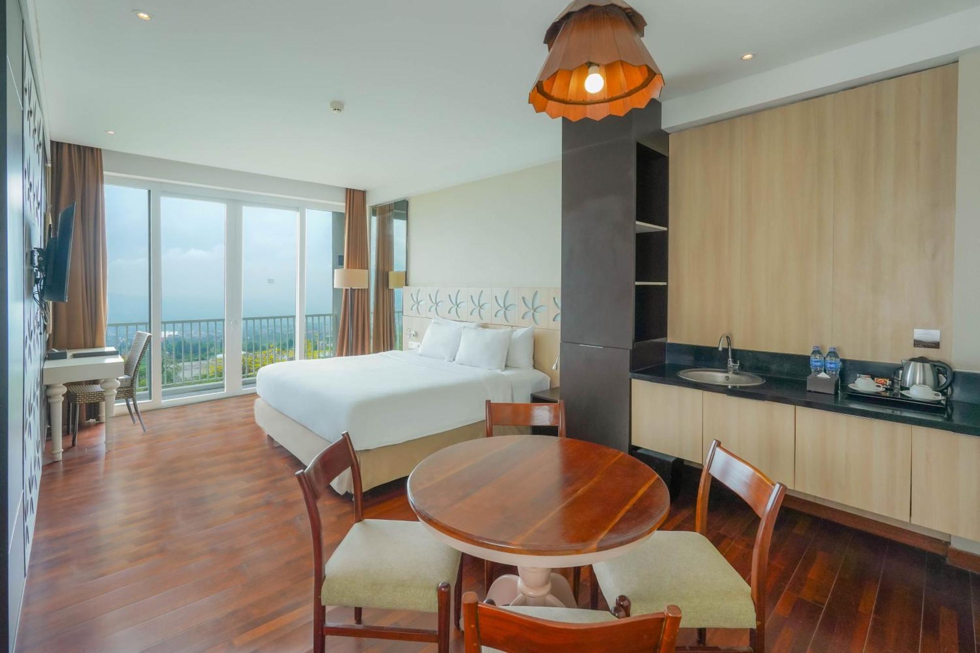 Amartahills Hotel And Resort Malang Exteriér fotografie