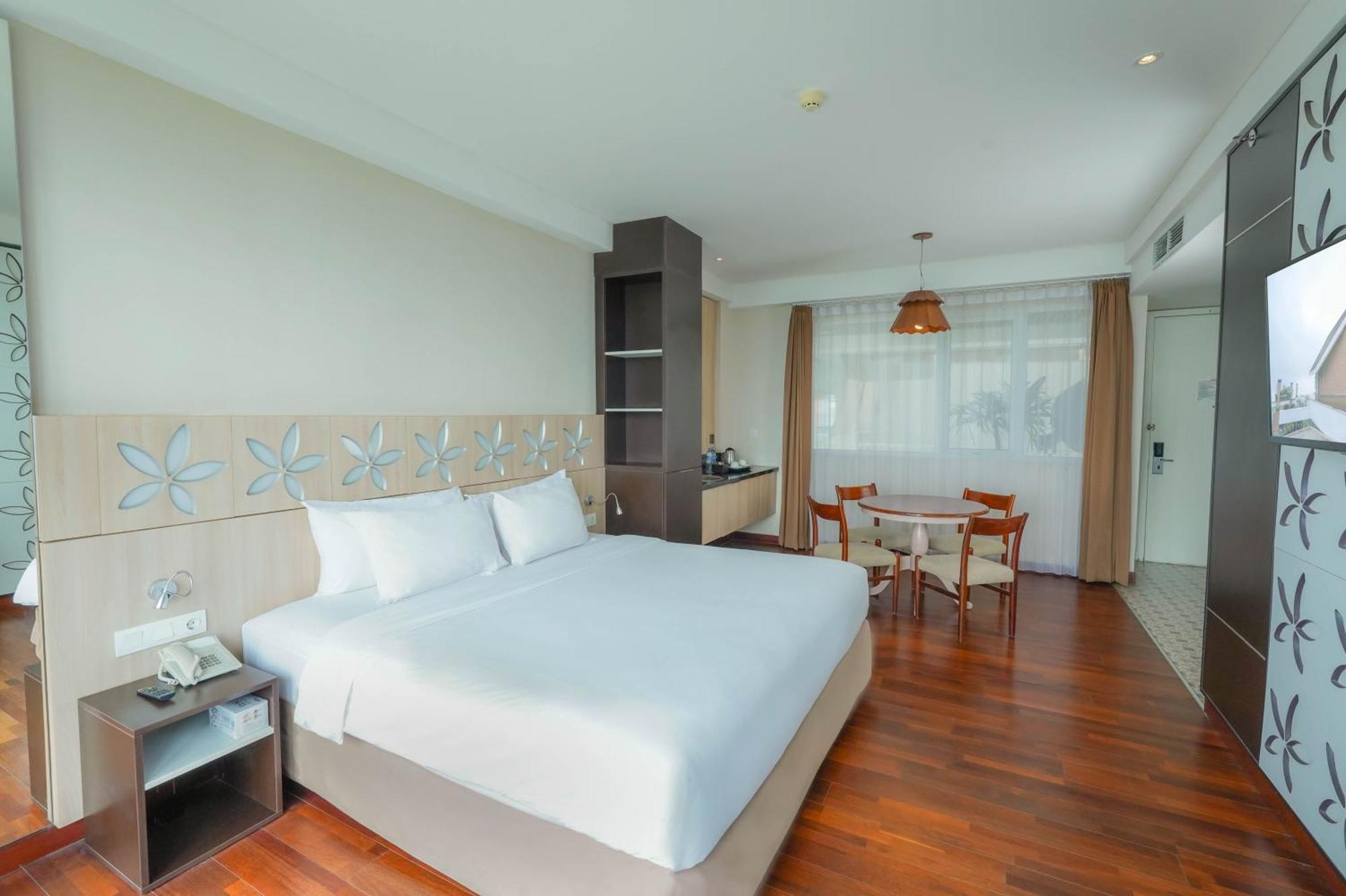 Amartahills Hotel And Resort Malang Pokoj fotografie