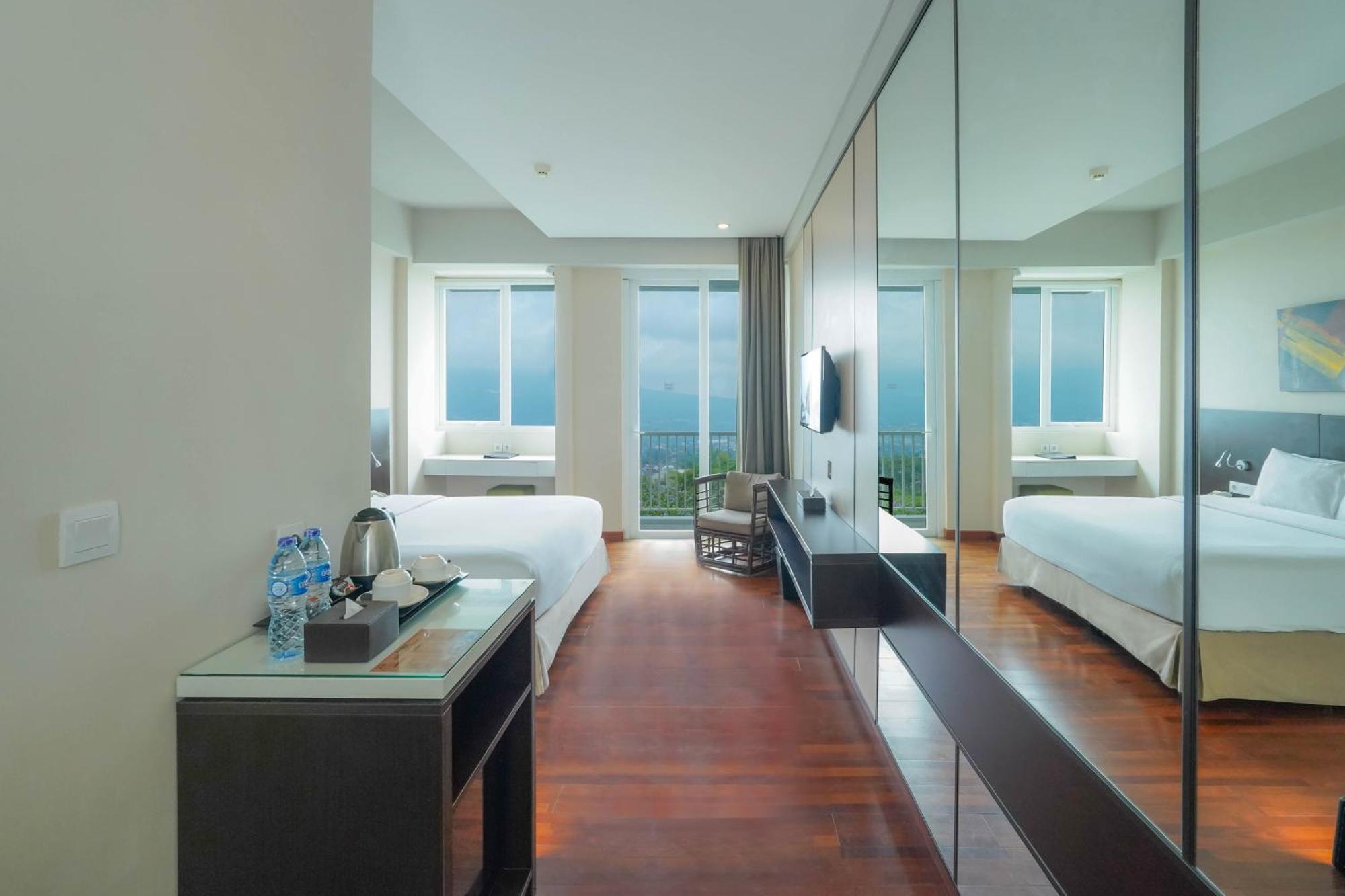 Amartahills Hotel And Resort Malang Pokoj fotografie